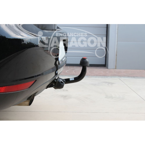 Фаркоп ARAGON на VOLKSWAGEN Golf 2008–2012  Арт. E6700DA 
